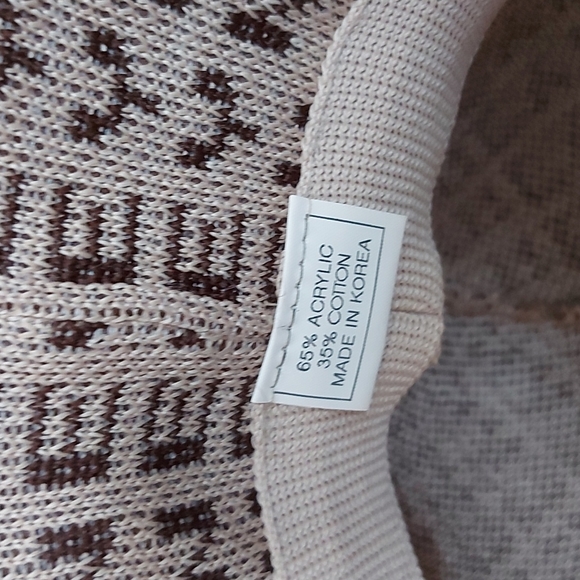 SUKI LANGDON N.Y.E. BUCKET HAT! - Picture 3 of 4